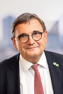 Prof. Dr. Dr. h.c. mult. (Bursa, Toruń, Stara Zagora) Martin Kramer